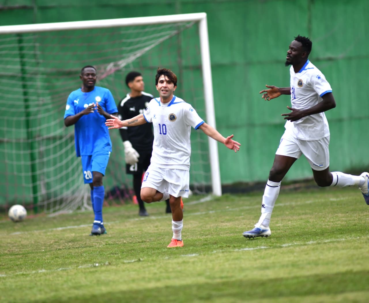 بهدفٍ مقابل لا شيء.. الحشد الشعبي يحقق الانتصار على ميسان ويعزز موقعه في جدول الترتيب - صورة 5