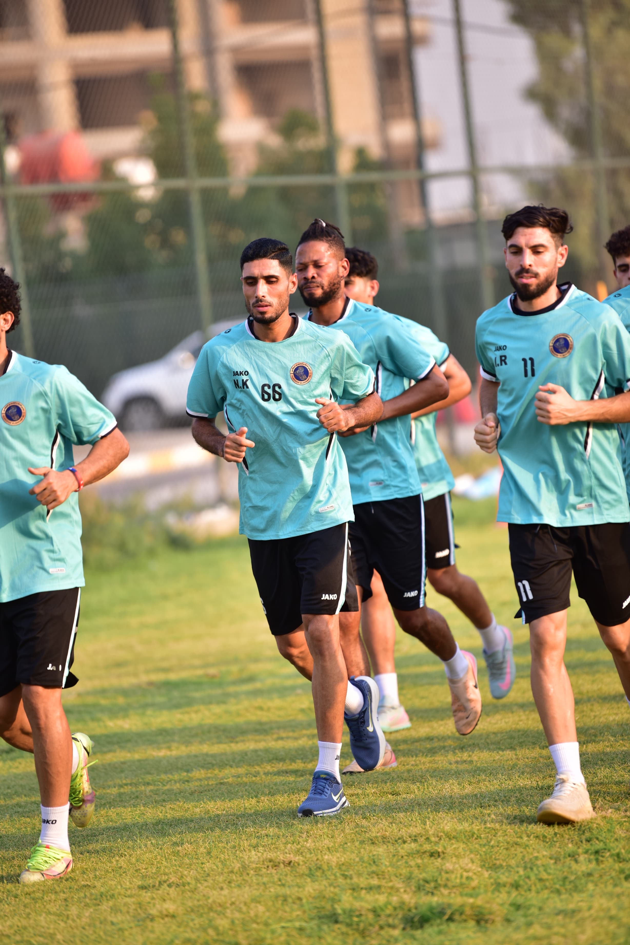 فريقنا يرفع وتيرة تحضيراته استعداداً لانطلاق الدوري العراقي الممتاز - صورة 8