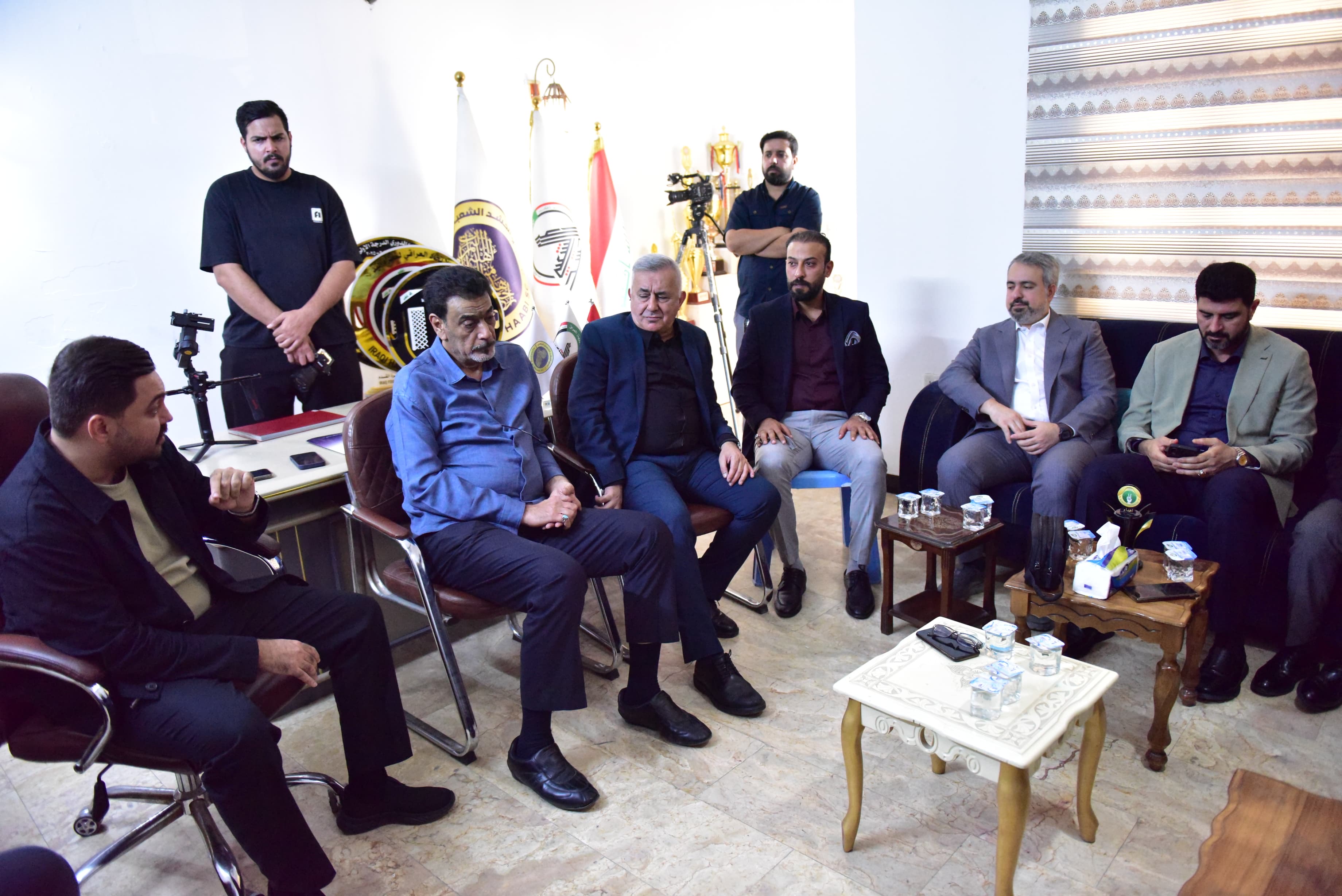 بأجواء ديمقراطية وودية.. الهيئة الإدارية المؤقتة لنادي الحشد الشعبي الرياضي تتسلم مهام عملها - صورة 16