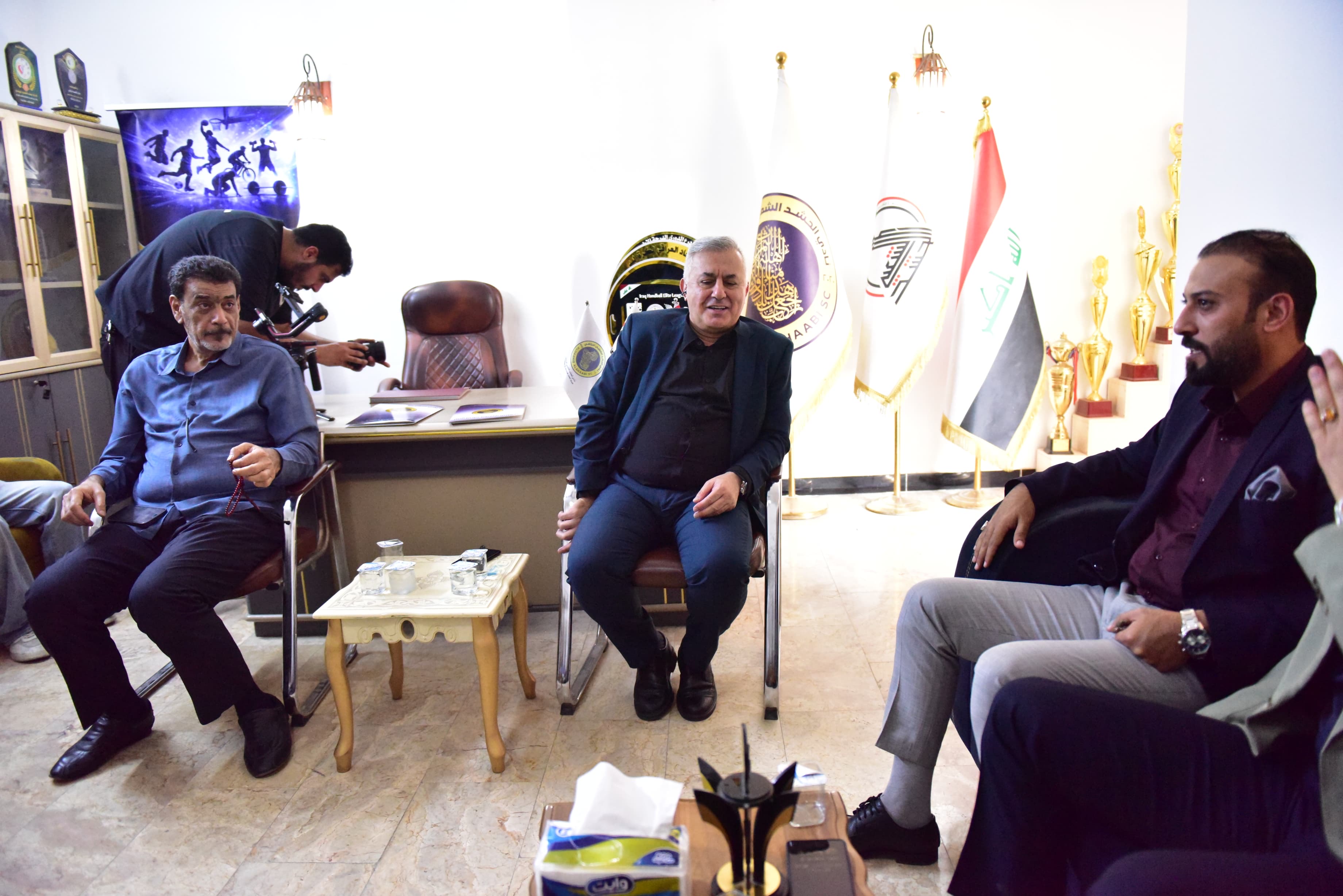 بأجواء ديمقراطية وودية.. الهيئة الإدارية المؤقتة لنادي الحشد الشعبي الرياضي تتسلم مهام عملها - صورة 9