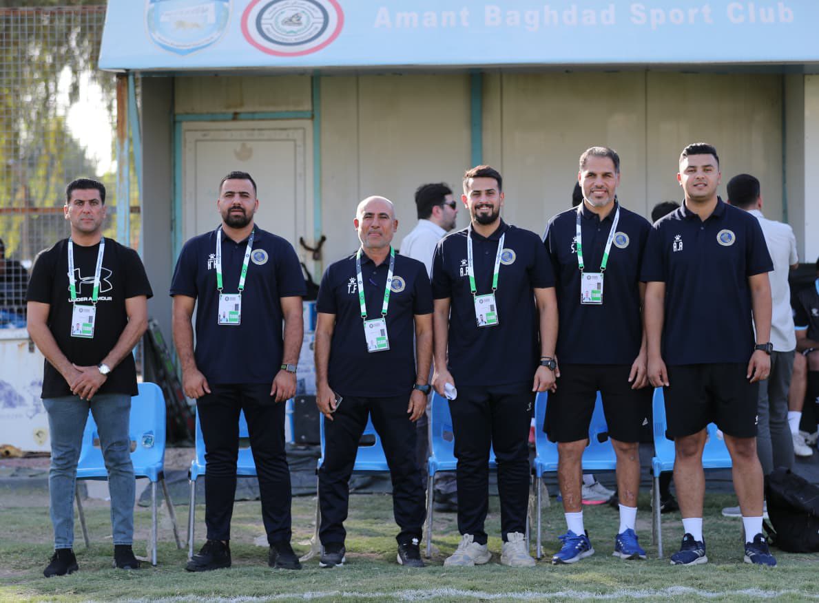 صورة الفريق الرسمية